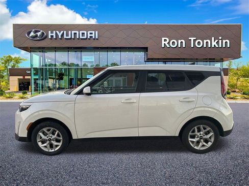 Used 2024 Kia Soul LX w/ Option Group 015 image 6