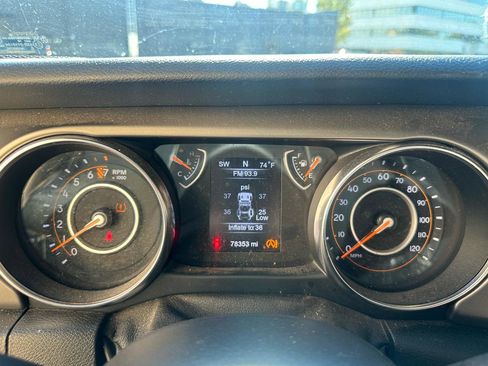 Used 2019 Jeep Wrangler Unlimited Sport AWD/4WD image 15