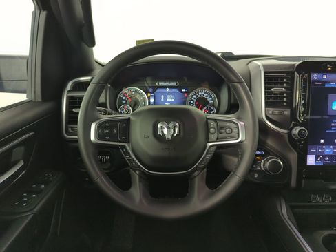 Used 2025 RAM 1500 Big Horn AWD/4WD image 17