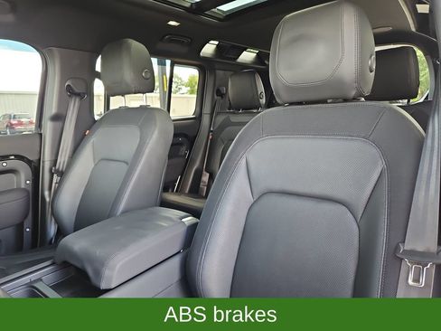Used 2023 Land Rover Defender 110 X-Dynamic SE AWD/4WD image 25