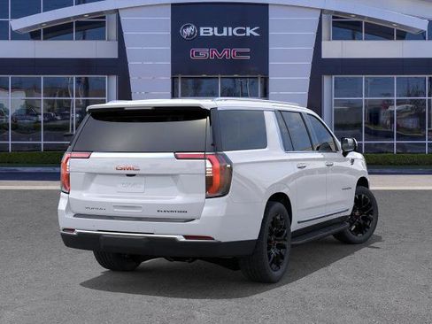 New 2026 GMC Yukon XL Elevation w/ LPO, Floor Liner Package image 4