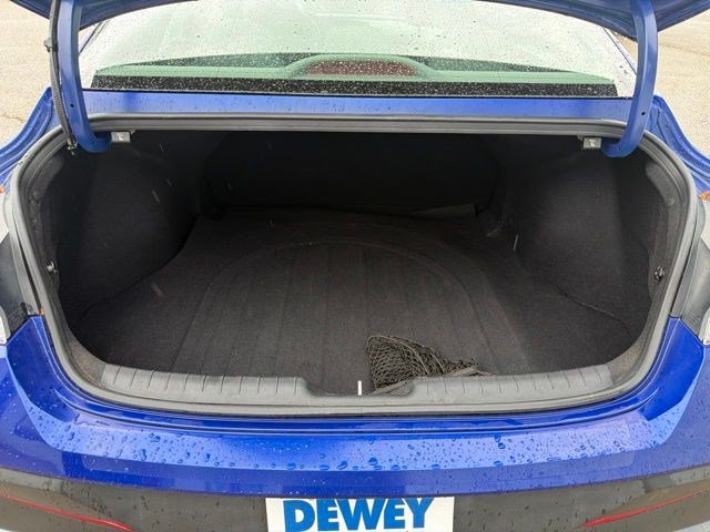 Used 2025 Hyundai Elantra Sport FWD image 16