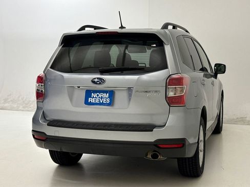 Used 2015 Subaru Forester 2.5i Limited AWD/4WD image 9