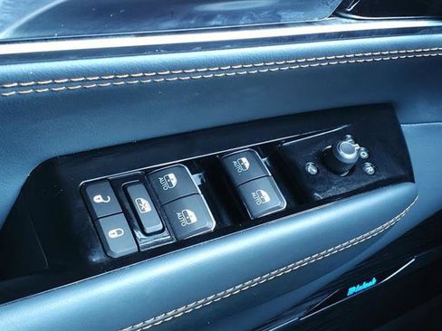 Used 2022 Jeep Grand Wagoneer Series II w/ Convenience Group III image 9