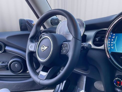 Used 2024 MINI Cooper S image 28