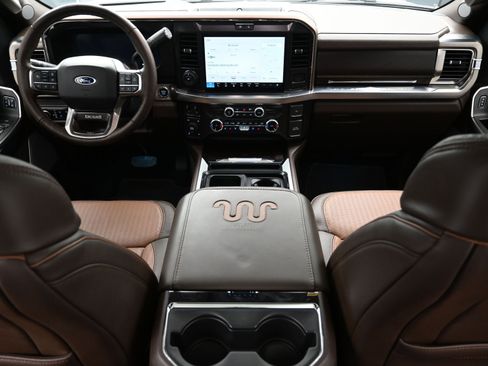 Used 2025 Ford F250 King Ranch image 13