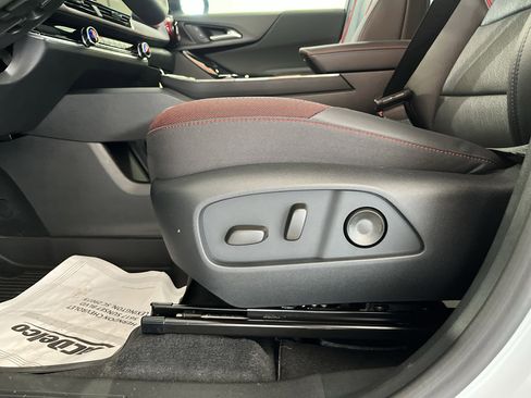 New 2026 Chevrolet Equinox RS w/ Convenience Package III FWD image 14