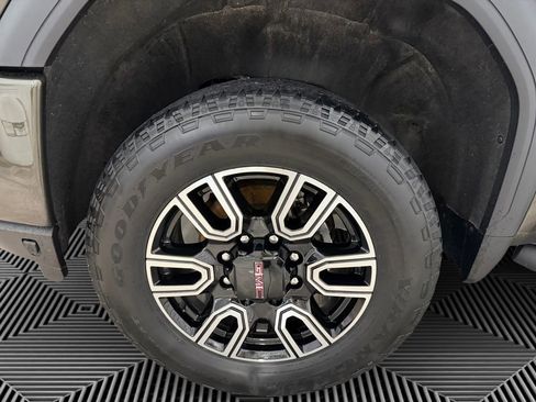 Used 2023 GMC Sierra 2500 AT4 w/ Gooseneck/5TH Wheel Package image 9