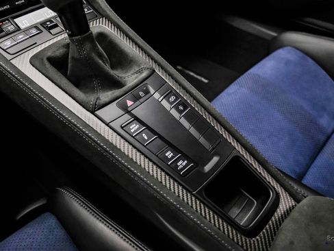 Used 2025 Porsche 718 Cayman GT4 RS RWD image 70
