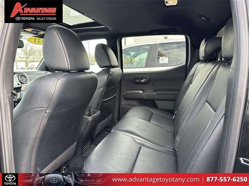 Used 2021 Toyota Tacoma TRD Sport w/ TRD Premium Sport Package image 13