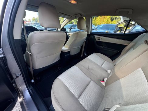 Used 2016 Toyota Corolla LE FWD image 12