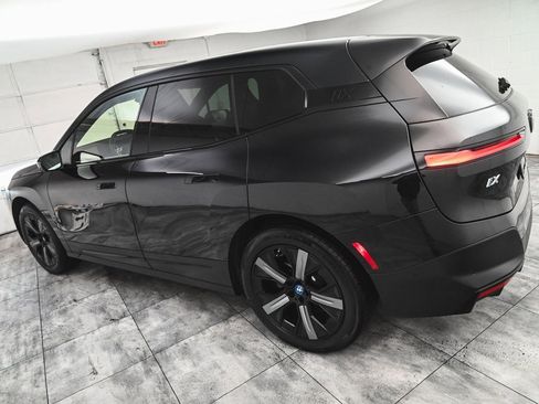 Used 2023 BMW iX xDrive50 w/ Convenience Package image 2