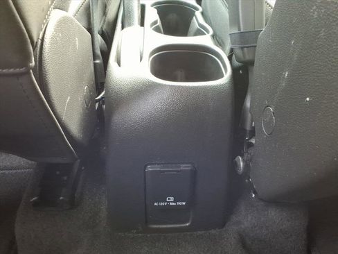 Used 2020 Chevrolet Trax LT w/ LT Convenience Package image 14