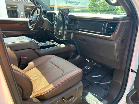 Used 2022 Ford Expedition Max King Ranch AWD/4WD image 11