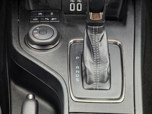 Used 2019 Ford Ranger XLT w/ Equipment Group 301A Mid image 36