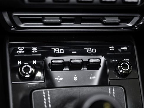 Used 2022 Porsche 911 GT3 image 36