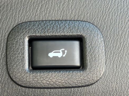 Used 2023 INFINITI QX80 Sensory w/ All-Season Package AWD/4WD image 40