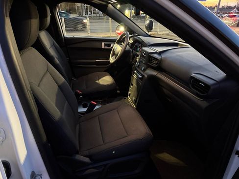 Used 2023 Ford Explorer 4WD Police Interceptor image 15