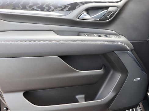 Used 2021 GMC Yukon Denali w/ Denali Ultimate Package image 27