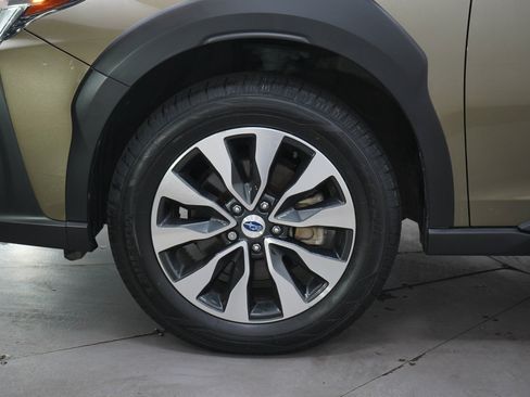 Used 2023 Subaru Outback Touring AWD/4WD image 30