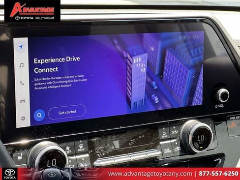 Certified 2024 Toyota Highlander XLE AWD/4WD image 35