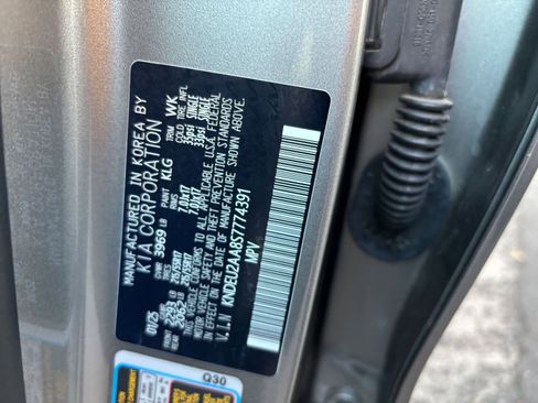 Used 2025 Kia Seltos S image 22