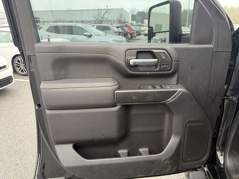 Used 2021 GMC Sierra 2500 AT4 image 17