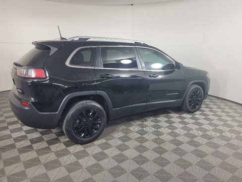 Used 2019 Jeep Cherokee Latitude w/ Popular Appearance Group FWD image 10