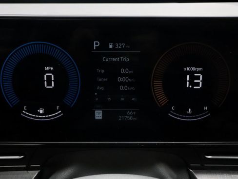 Certified 2025 Hyundai Kona SEL FWD image 27