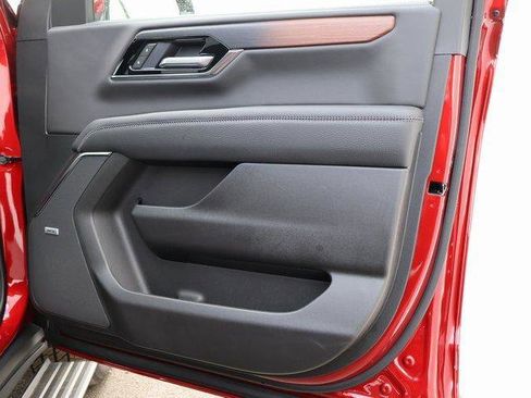 New 2026 GMC Yukon XL Denali w/ Sun & Power Step Package image 7