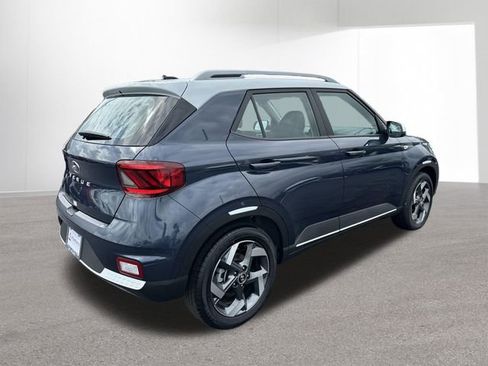 New 2026 Hyundai Venue SEL FWD image 13