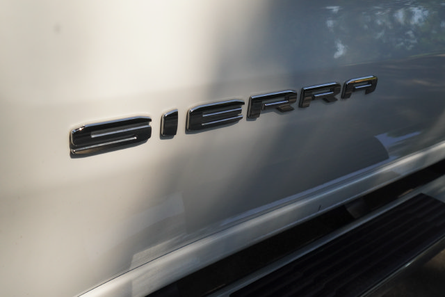 Used 2022 GMC Sierra 1500 SLT w/ SLT Premium Plus Package AWD/4WD image 44