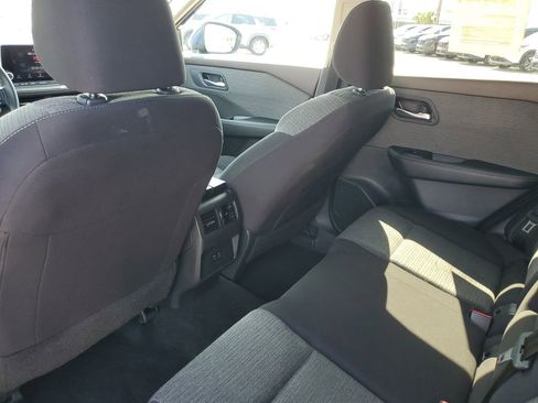 Certified 2023 Nissan Rogue SV image 14