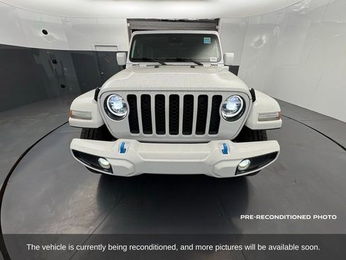 Used 2021 Jeep Wrangler Unlimited Sahara image 9