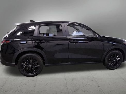 Certified 2024 Honda HR-V Sport image 7