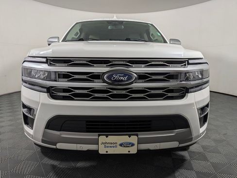 Certified 2024 Ford Expedition Max Platinum AWD/4WD image 3