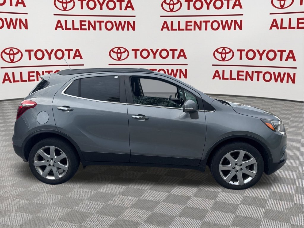 Used 2019 Buick Encore Essence w/ Experience Buick Package AWD/4WD image 3