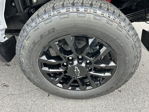 New 2026 Chevrolet Silverado 3500 LT w/ Trail Boss Package AWD/4WD image 10