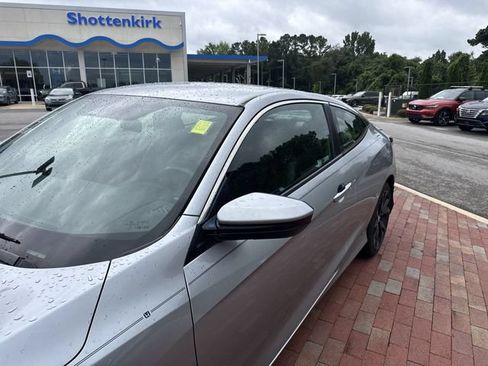 Used 2020 Honda Civic Sport image 13