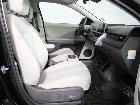 Used 2023 Hyundai Ioniq 5 Limited image 14