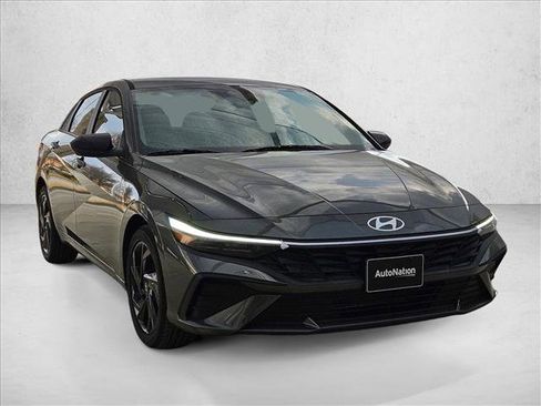 New 2026 Hyundai Elantra Sport FWD image 7