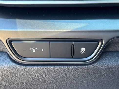 New 2025 Kia Carnival SX Prestige FWD image 32