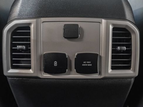 Used 2021 Ford F250 Lariat w/ Lariat Value Package AWD/4WD image 37