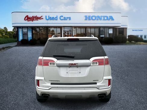 Used 2016 GMC Terrain Denali image 4