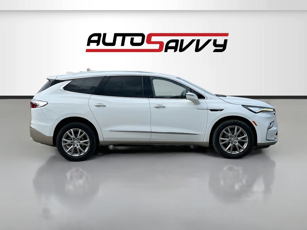 Used 2023 Buick Enclave Essence w/ Experience Buick Package AWD/4WD image 8