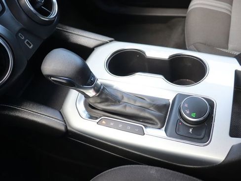 Used 2025 Chevrolet Blazer LT image 17