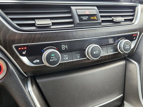 Used 2019 Honda Accord EX-L image 16