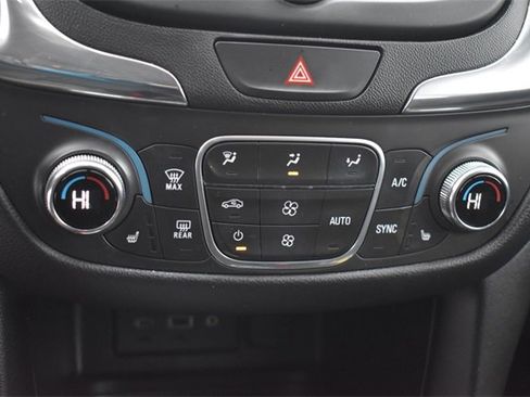 Certified 2020 Chevrolet Equinox LT image 30