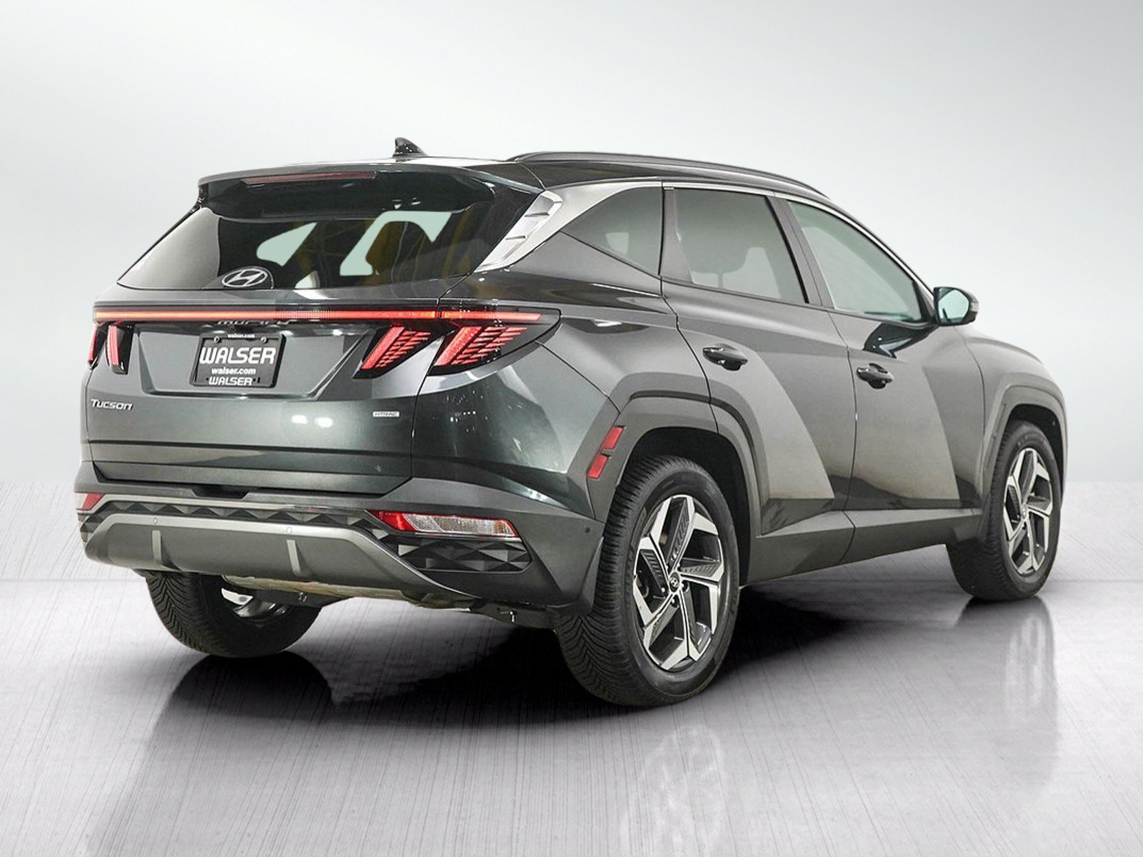 Used 2023 Hyundai Tucson Limited w/ Cargo Package AWD/4WD image 5