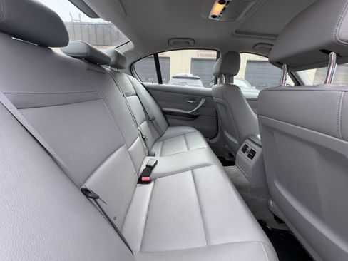 Used 2011 BMW 328i xDrive Sedan w/ Premium Pkg image 12